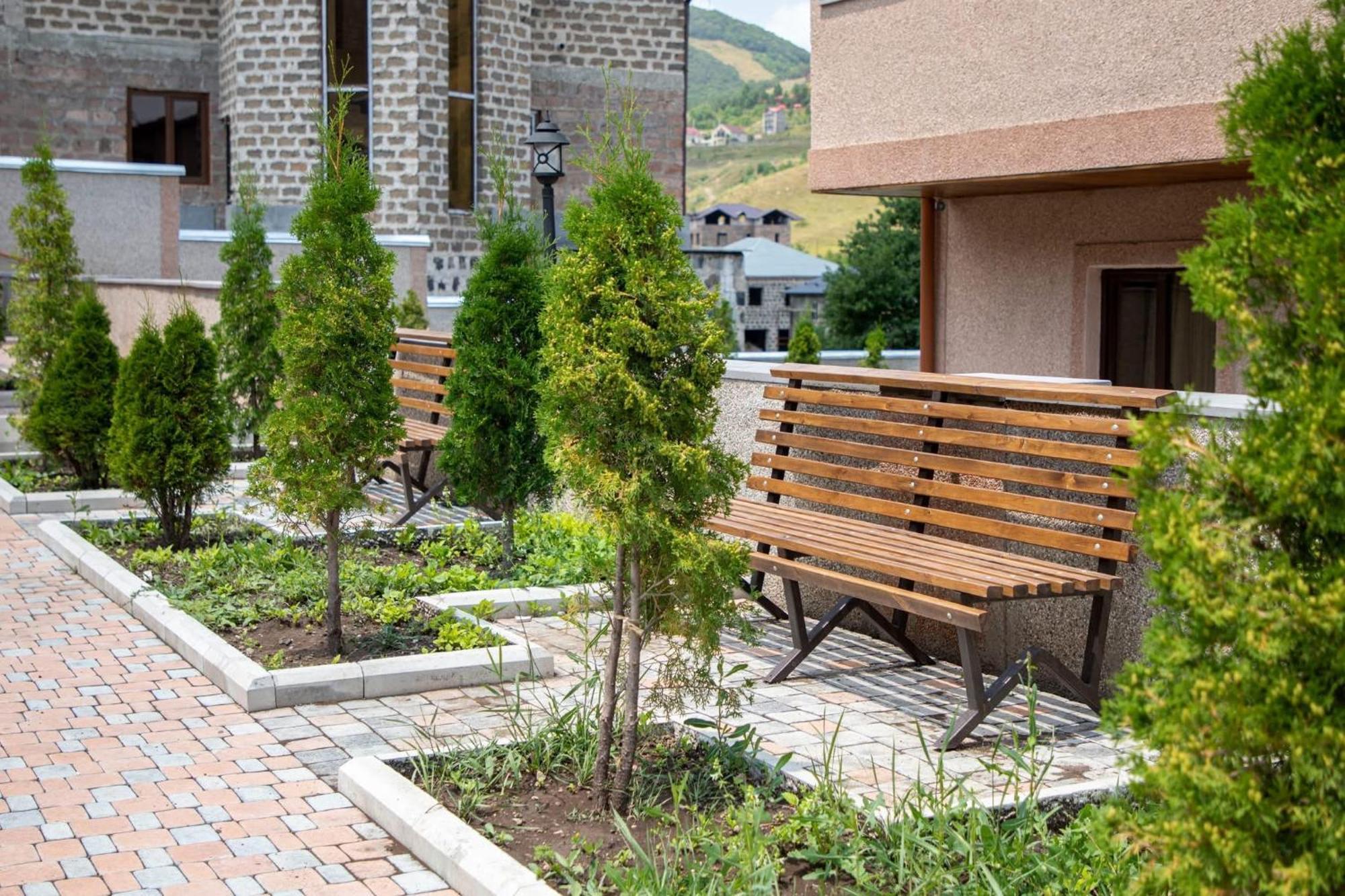 Tsaghkadzor Inn Hotel エクステリア 写真